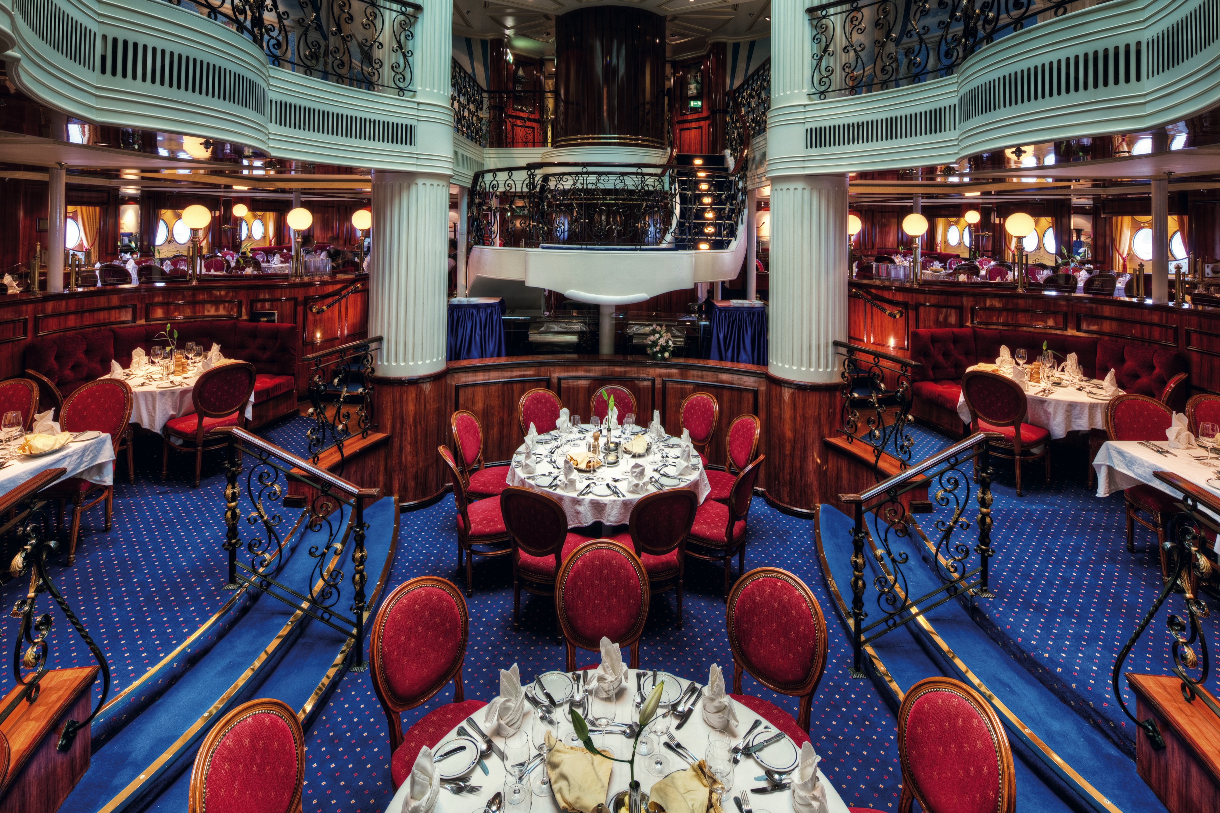 Royal Clipper - Clipper Dining Room